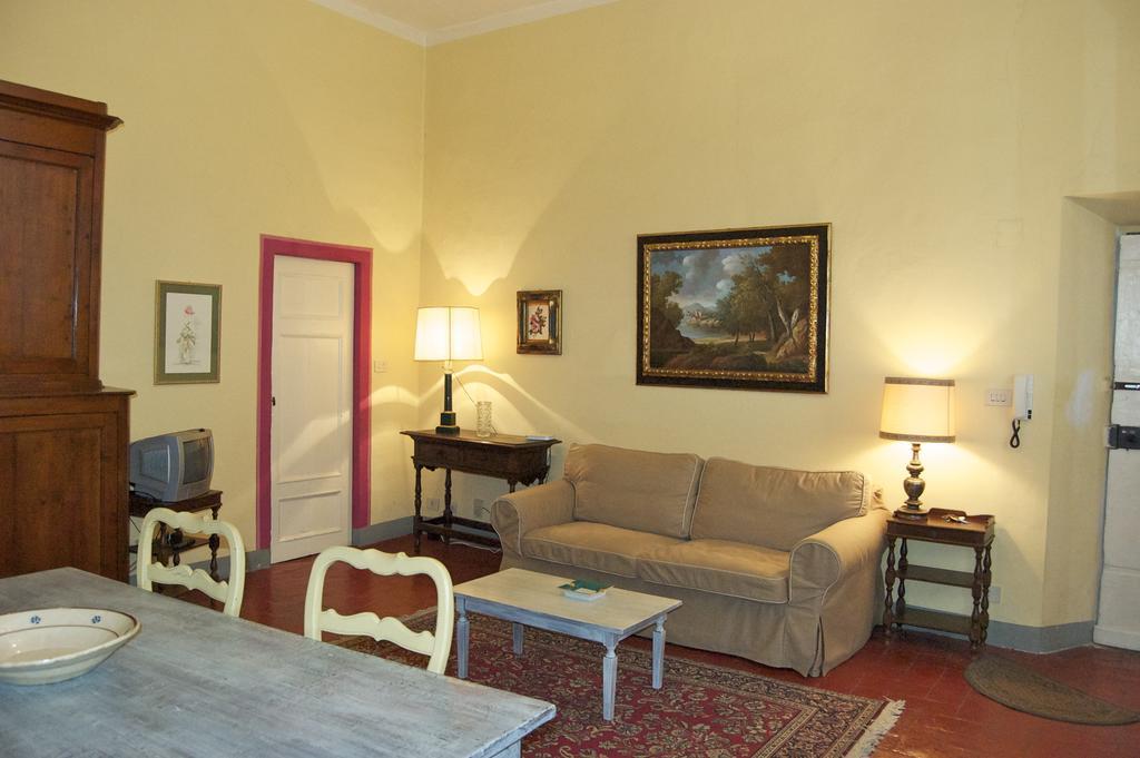 Palazzo Tucci Apartments Lucca Værelse billede